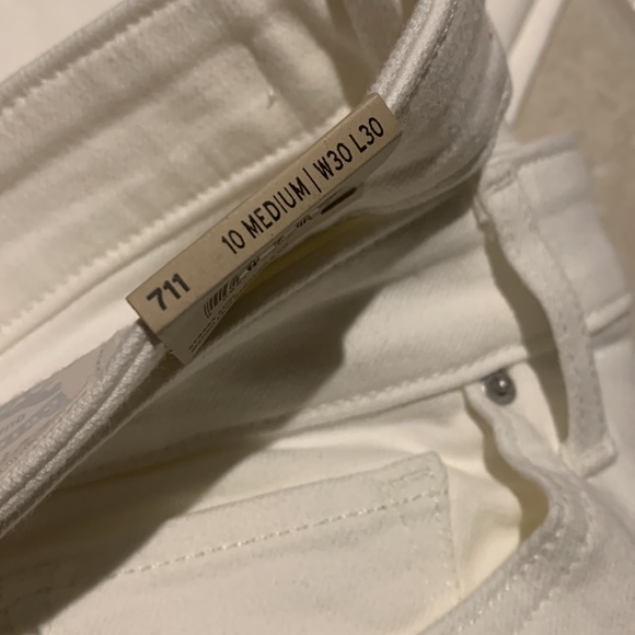 🔴Levi’s🔴 W30L30 711 Skinny mid rise slim through Hip and Thigh - Picture 8 of 17